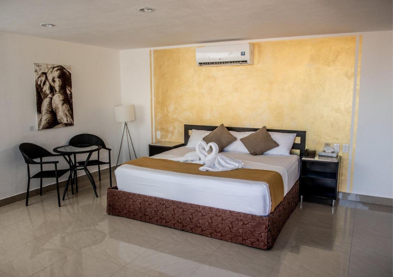 Sunrise 42 Suites By Holiday In Playa Playa del Carmen Eksteriør bilde